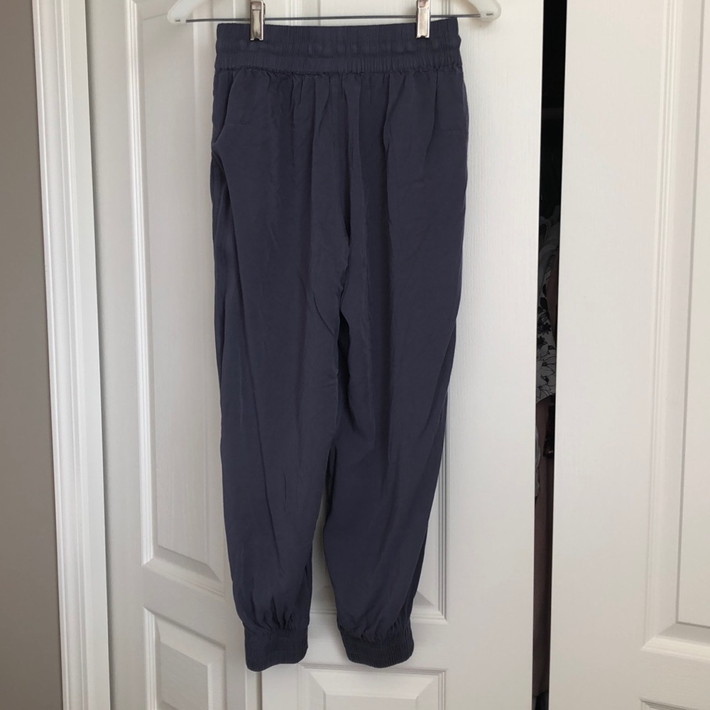 Blue Pants - Picture 5 of 5